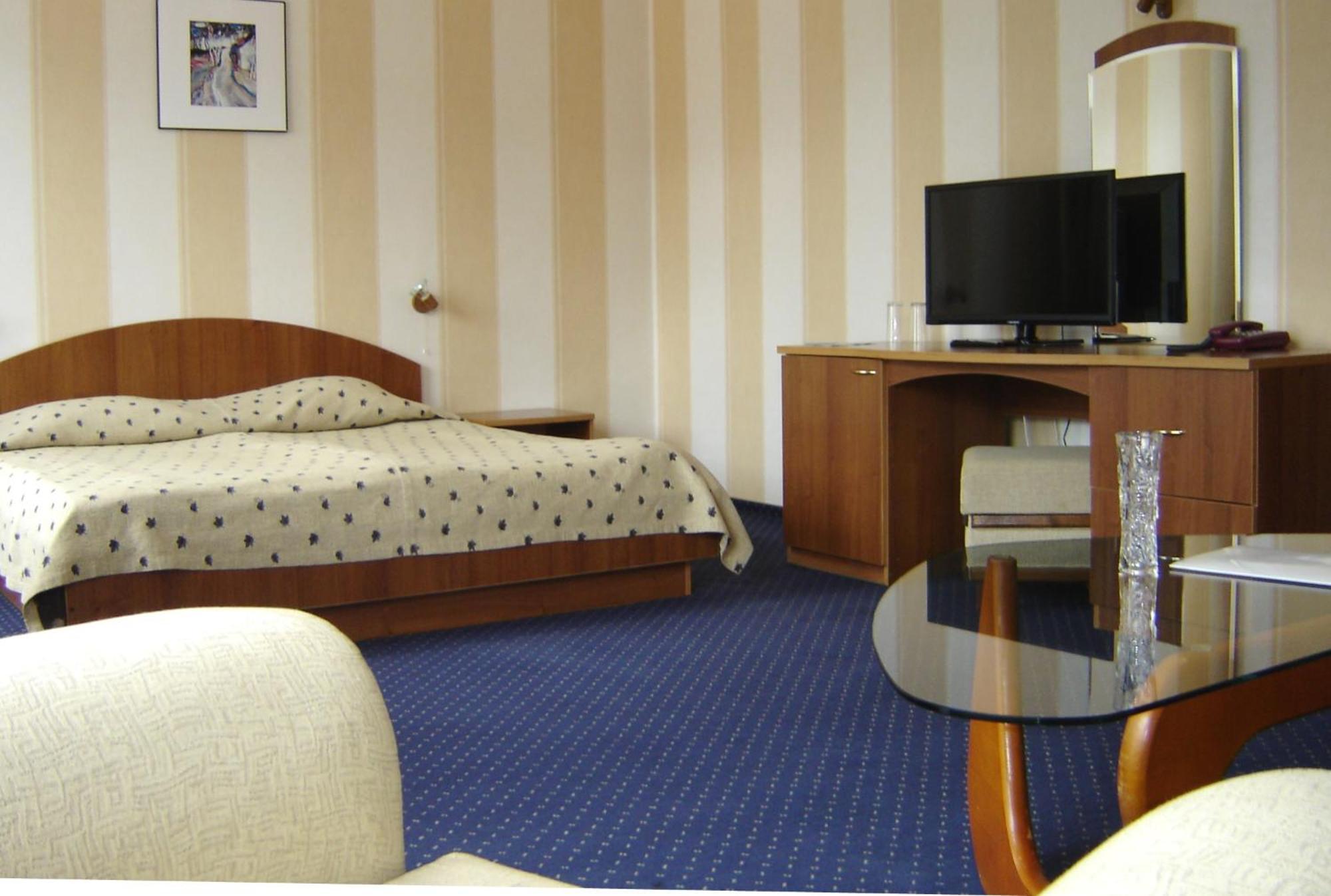 פמפורובו Finlandia Hotel חדר תמונה